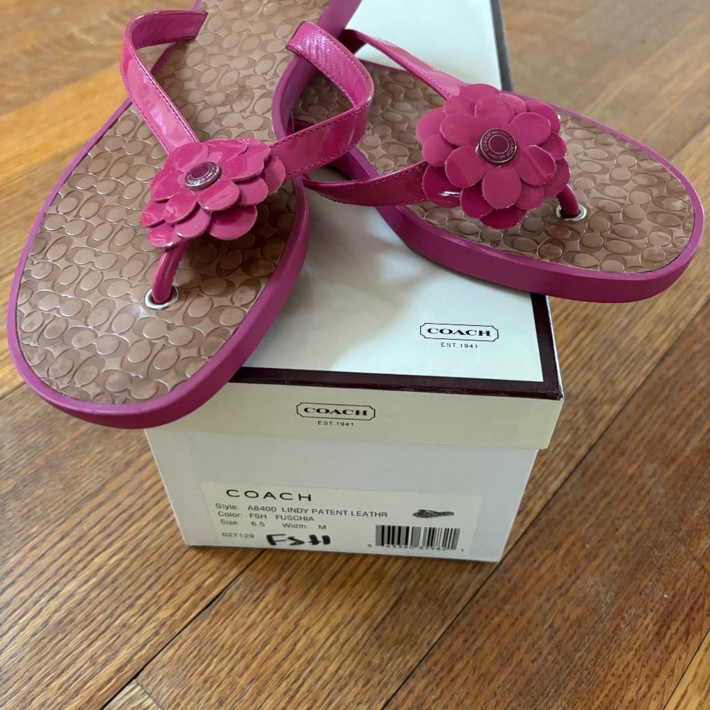Coach Fuschia Lindy Sandals Size 6.5M